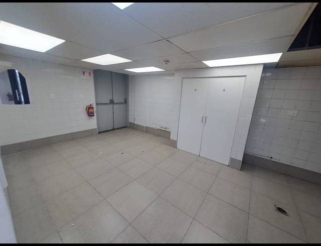 210M² BUSINESS CENTRE TO LET IN SUNNINGDALE
